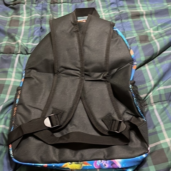 *New*  Kids backpack with Yoda front zippered pocket - Picture 2 of 4